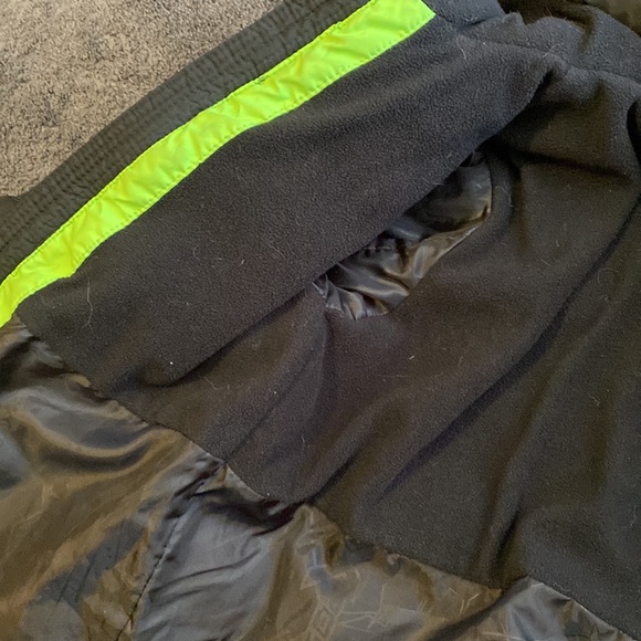 Kids winter jacket - Picture 2 of 4